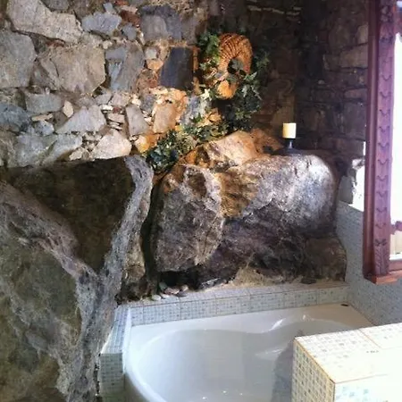 Feriehus Mountain Traditional Village House Writer's Retreat Limassol